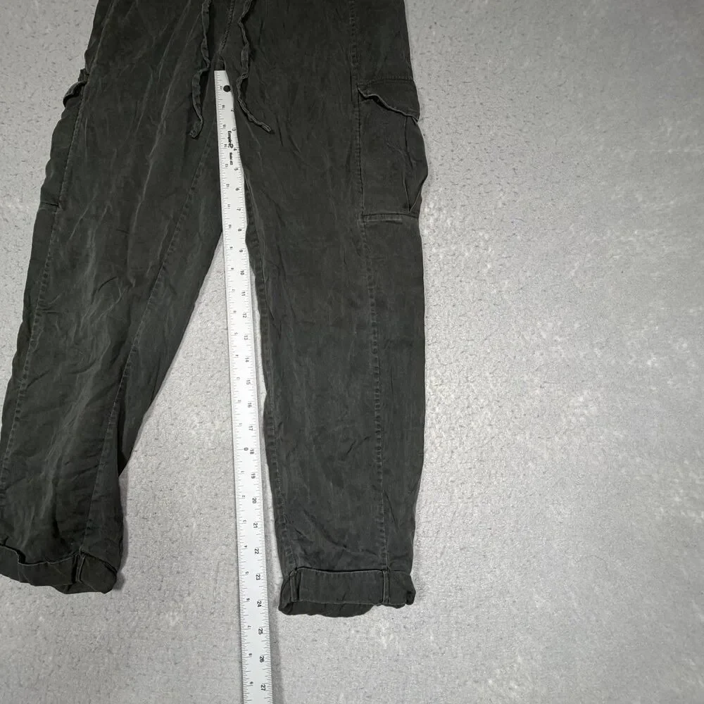 Lululemon Ready Set Cargo Pant Women’s Size 4 Green Pockets Drawstring